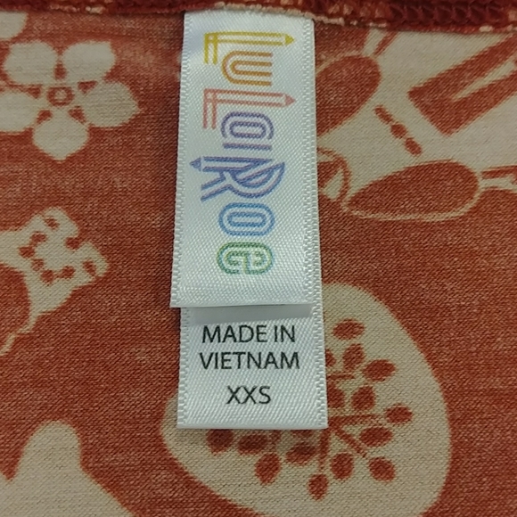 LLR.Disney Its a Small World Perfect T Tunic-0264 - Picture 10 of 12